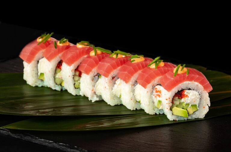 Филадельфия с тунцом (8шт)